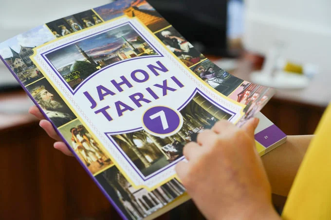 Мактаб дарсликлари учун ижара пуллари 3 йилдан сўнг қайта тикланяпти
