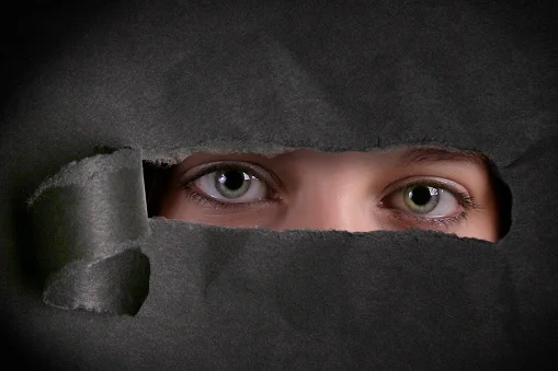 Таҳрирланган қиёфа ва таҳқирланган қалб оғриғи
