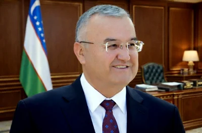 Хайриддин СУЛТОНОВГА “Ўзбекистон Республикаси халқ ёзувчиси” фахрий унвони берилди