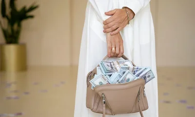Жаҳоннинг энг бадавлат аёллари: улар ким ва бойликка қандай эришган?
